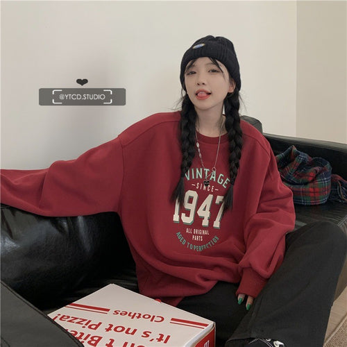 Women's Casual Oversized Sweatshirt with Vintage Print Lune London