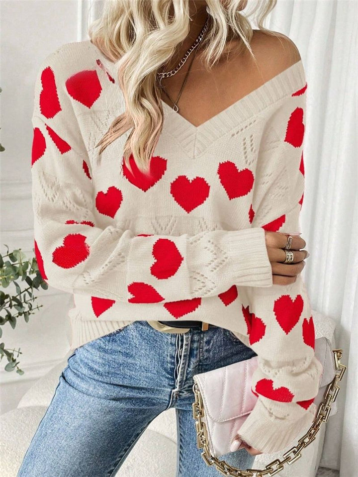 Women’s plush sweater with heart-shaped pattern and V-neck Lune London