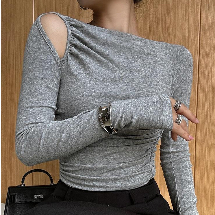Women's asymmetrical long sleeve shirt with gathering on the side