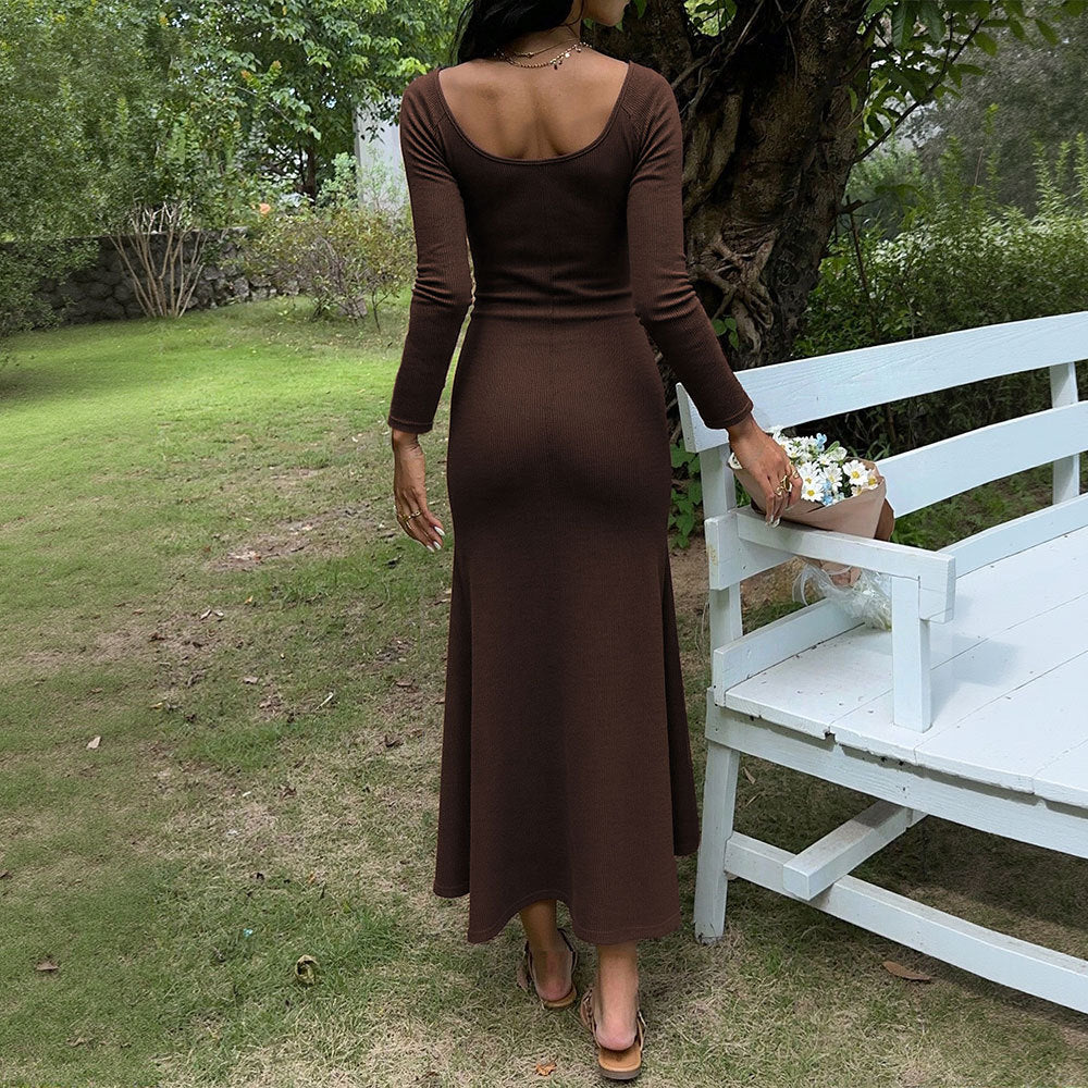 Robe maxi femme avec un élégant détail de lacet et ajustement près du corps Chic & Stil