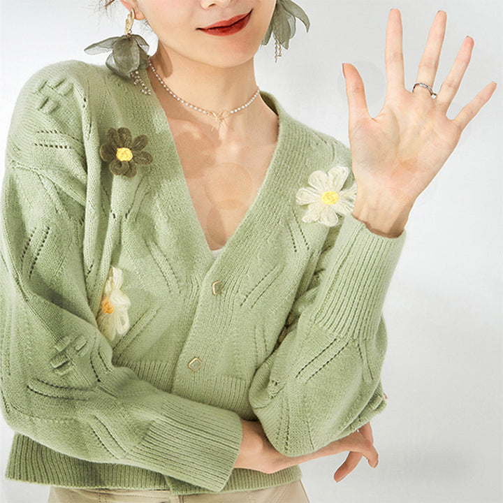 Cardigan pour femmes avec design floral et coupe décontractée Chic & Stil