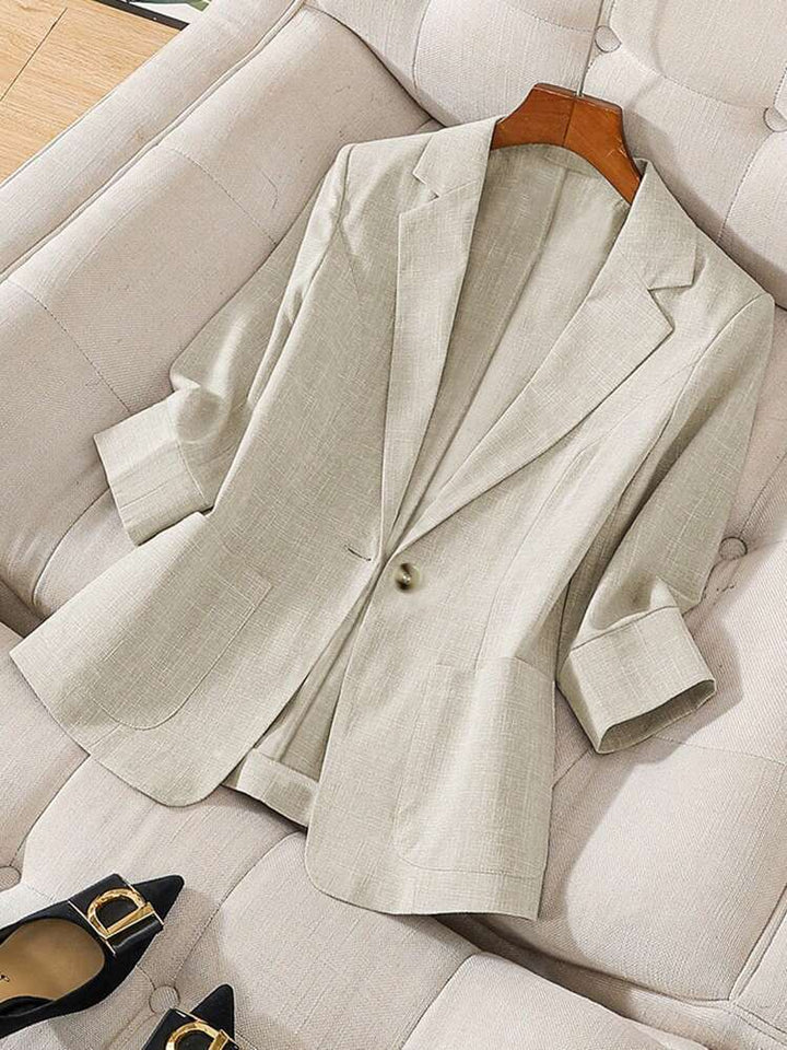 Elegant linen blazer jacket for women with a relaxed fit Lune London