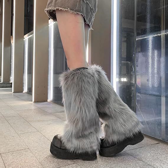 Lune London | Women's Fashion Fur Arm Warmers