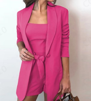 Elegant jacket for ladies with shorts and belt waist Lune London