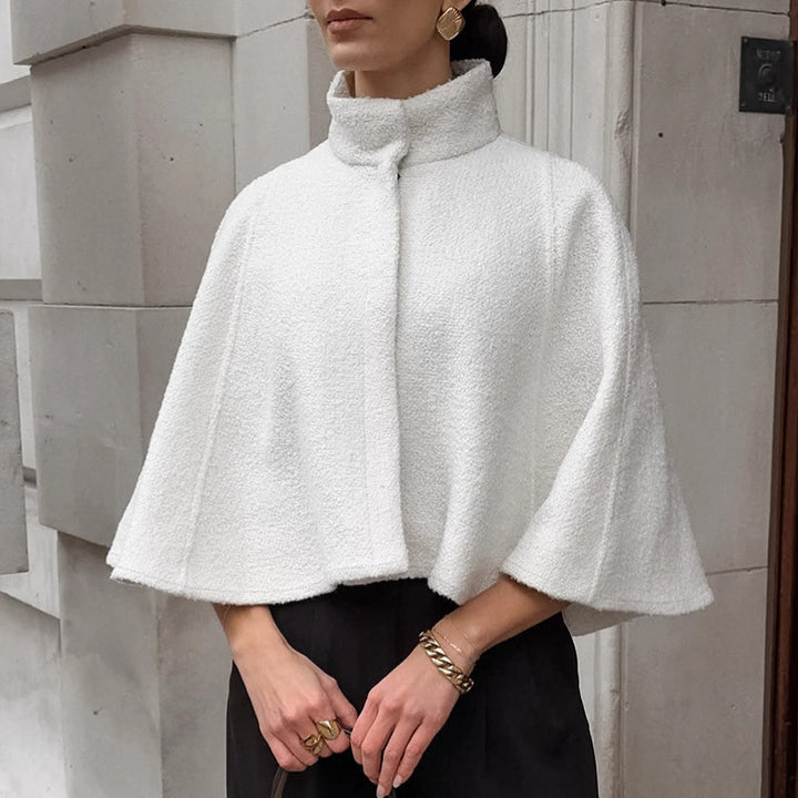 Elegant cape jacket for women in high-quality material Lune London