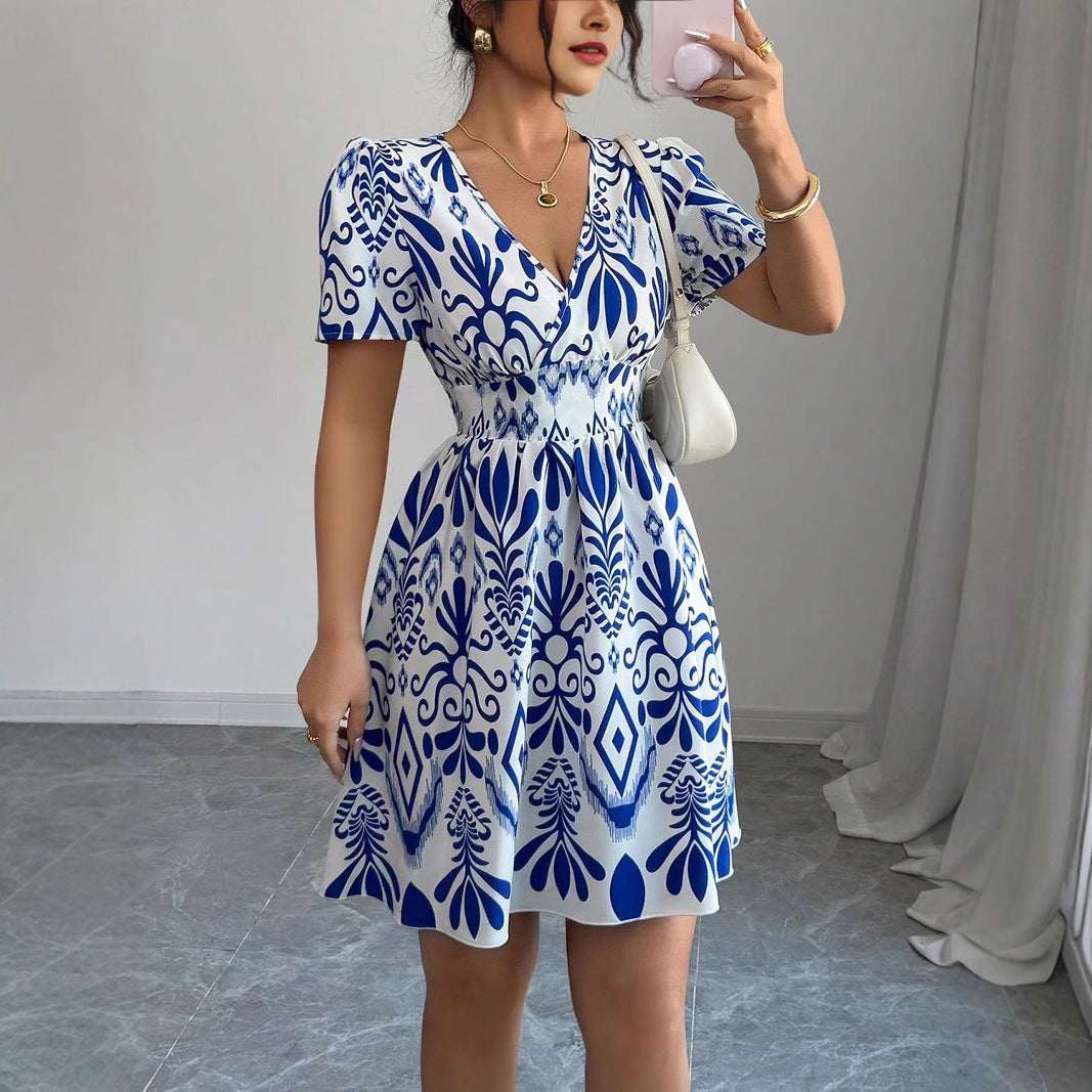 Playful summer dress for women with V-neck Lune London