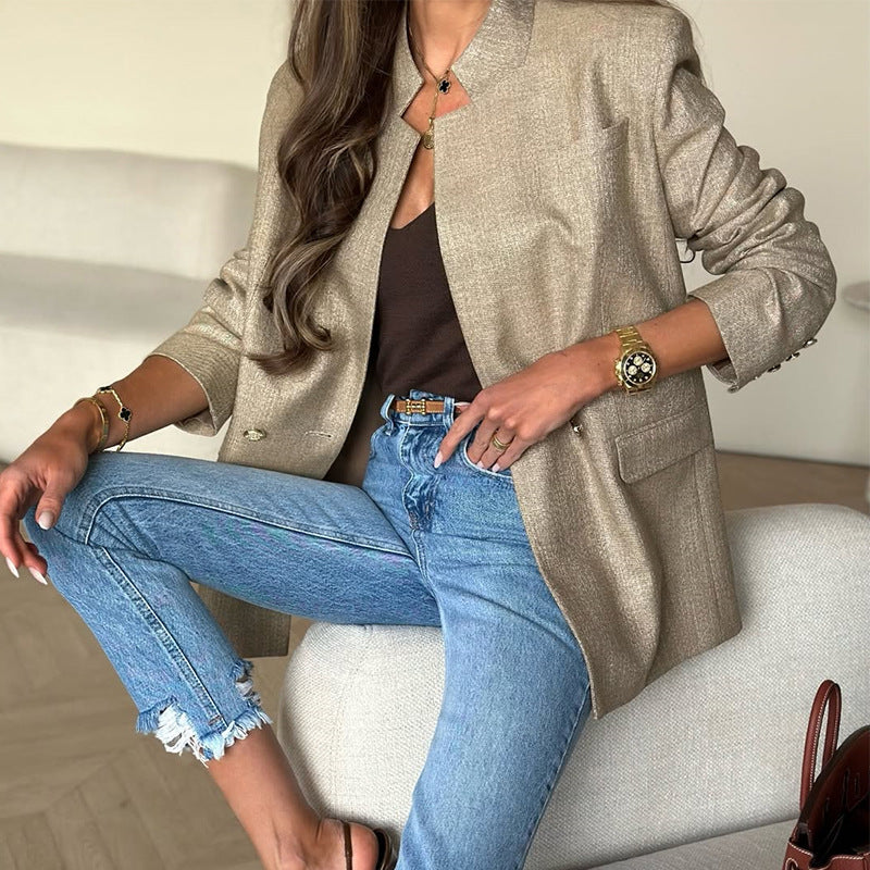 Elegant blazer jacket for women with structured surface and modern details Lune London