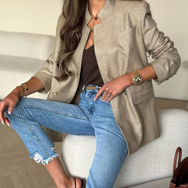 Elegant blazer jacket for women with structured surface and modern details Lune London