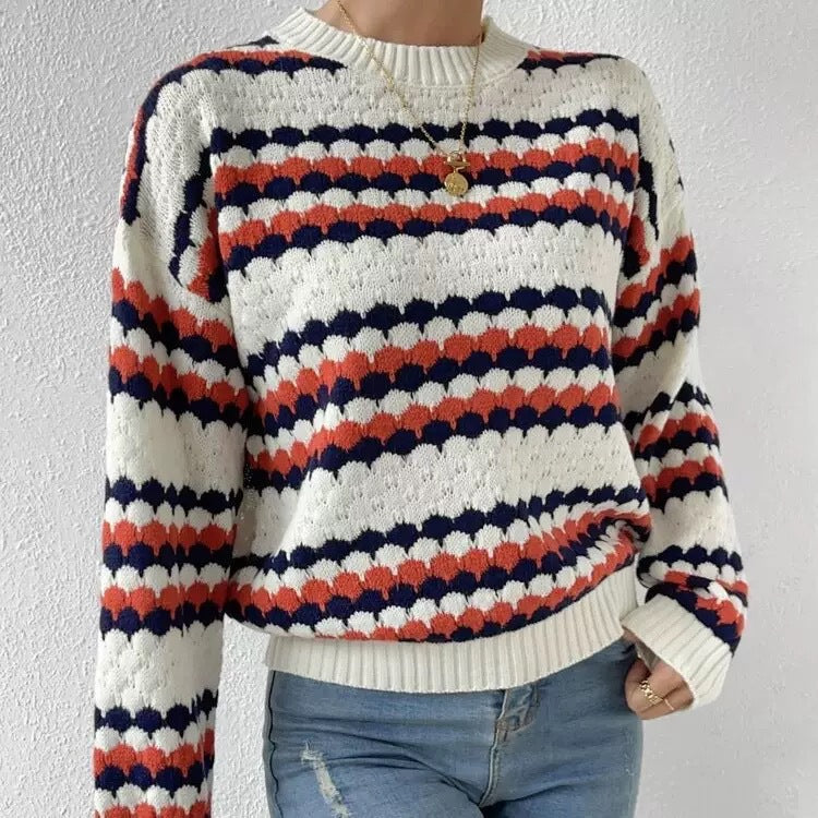 Knitted sweater for women with textured pattern Lune London