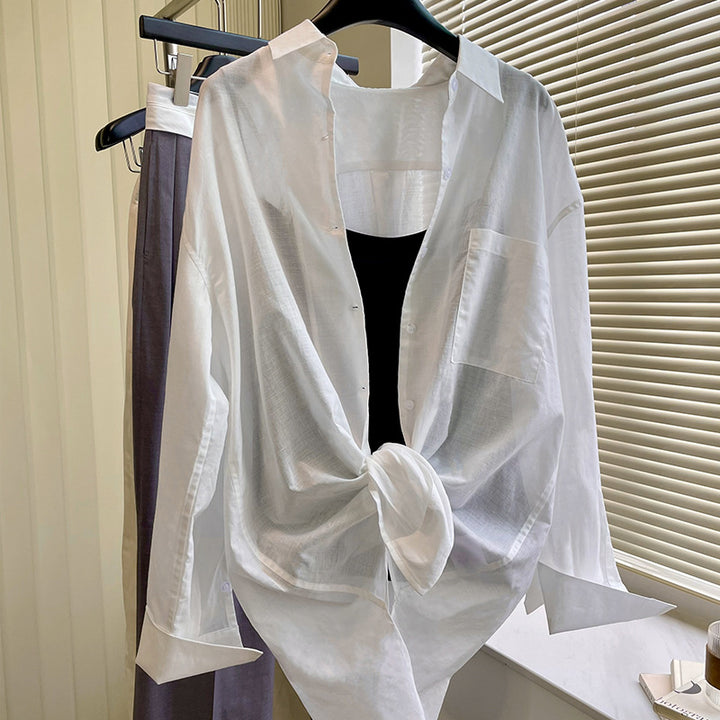 Chemisier léger et aérien pour femmes avec de longues manches et poche poitrine pratique Chic & Stil