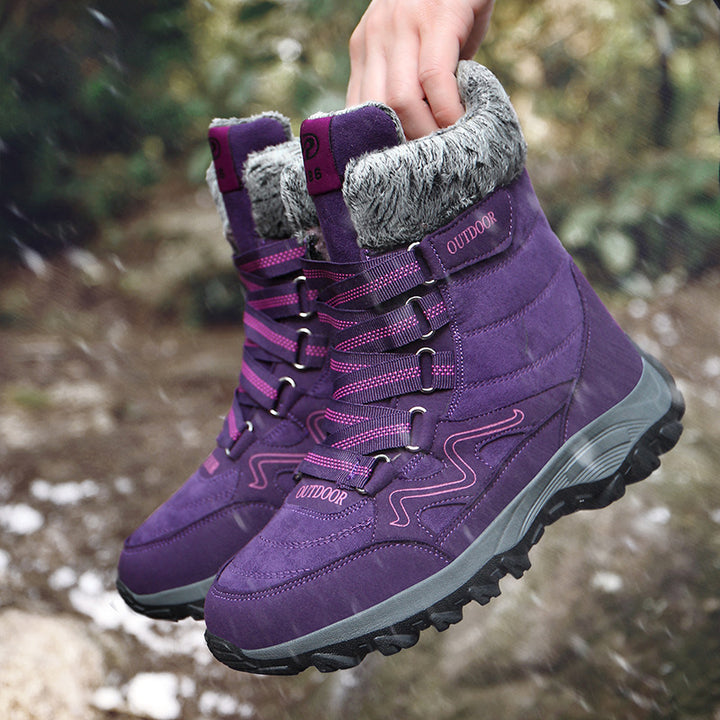 Comfortable winter boots for women with insulating lining Lune London