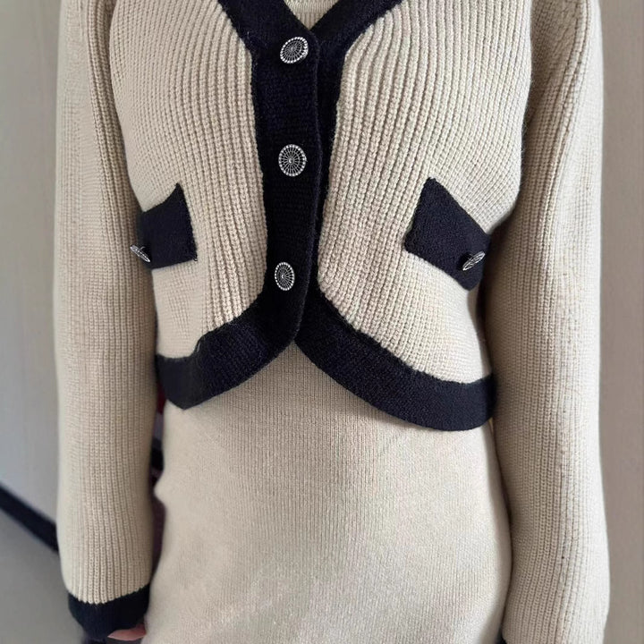 Cardigan femme avec des détails contrastants et des boutons Chic & Stil