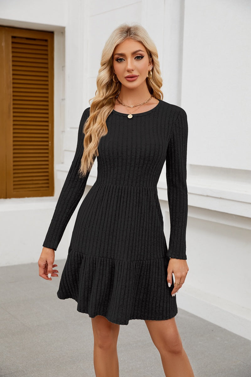 Knit midi dress for women with voluminous skirt and fine ribbed structure Lune London