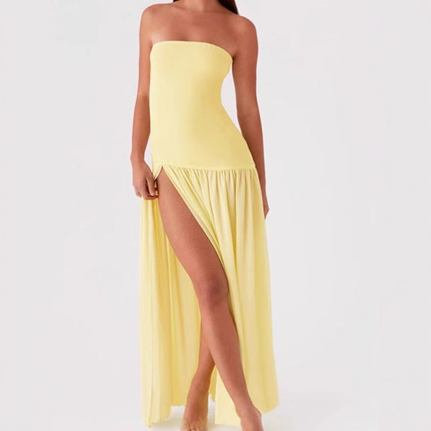 Elegant ladies maxi dress without straps with high slit and fluid fabric Lune London