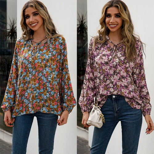 Casual blouse for women with floral patterns and elegant ruffle details Lune London