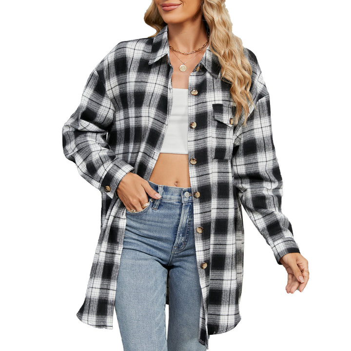 Women's oversized checkered shirt with a relaxed fit and button details Lune London