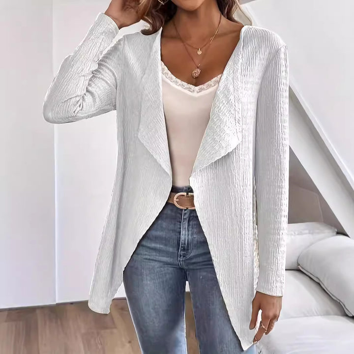 Lune London Elegant jacket for women with a relaxed fit and structured fabric