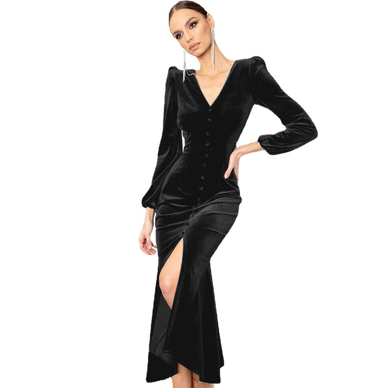 Maxi velvet dress for women with central button closure and side slit Lune London