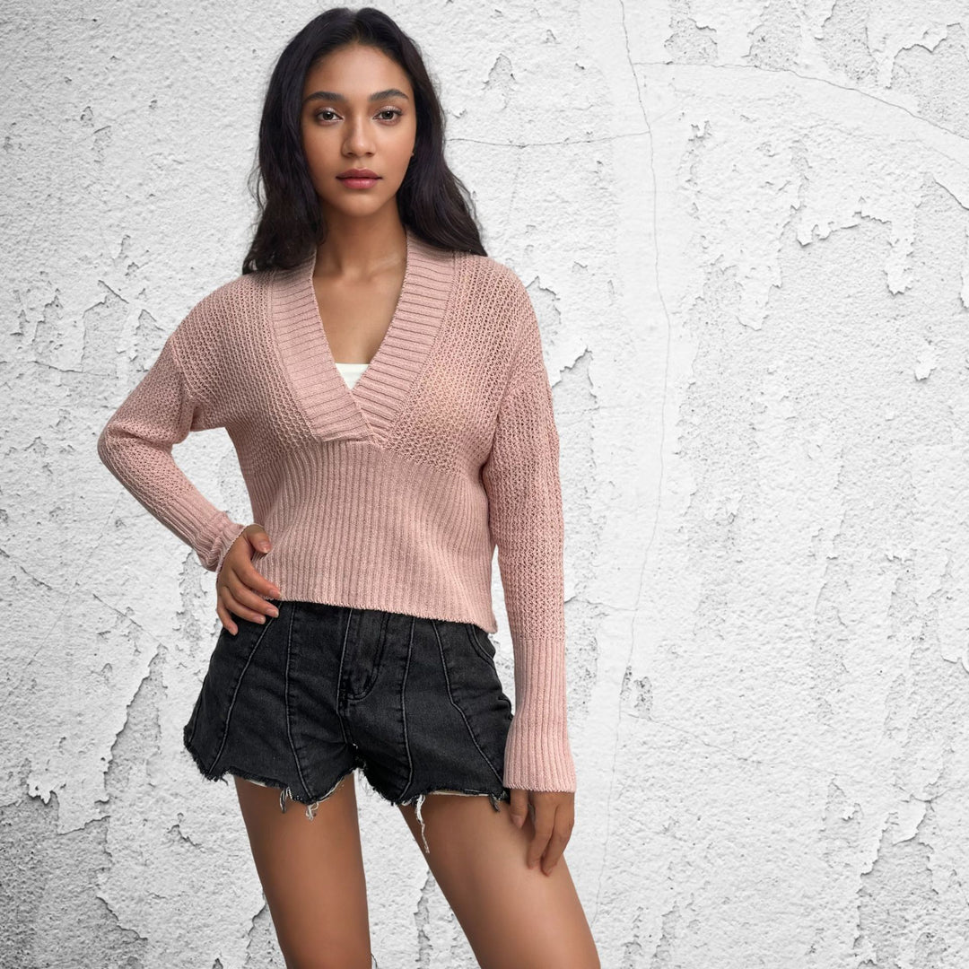 Women trendy knit sweater with a casual V-neck and a fine ribbed design Lune London