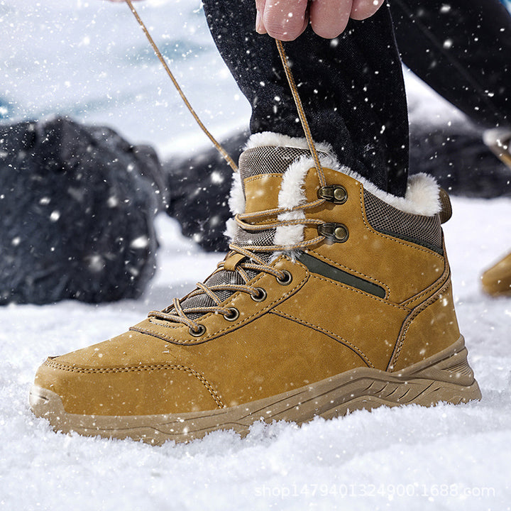 Winter hiking boots for women with insulating lining and non-slip sole Lune London