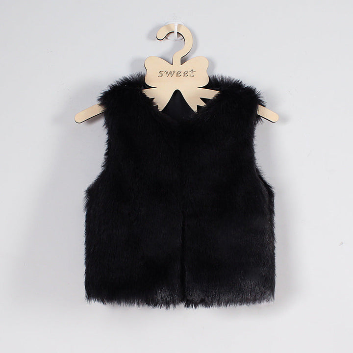 Women's Fluffy Vest Made Of Synthetic Fur with Modern Cut Lune London