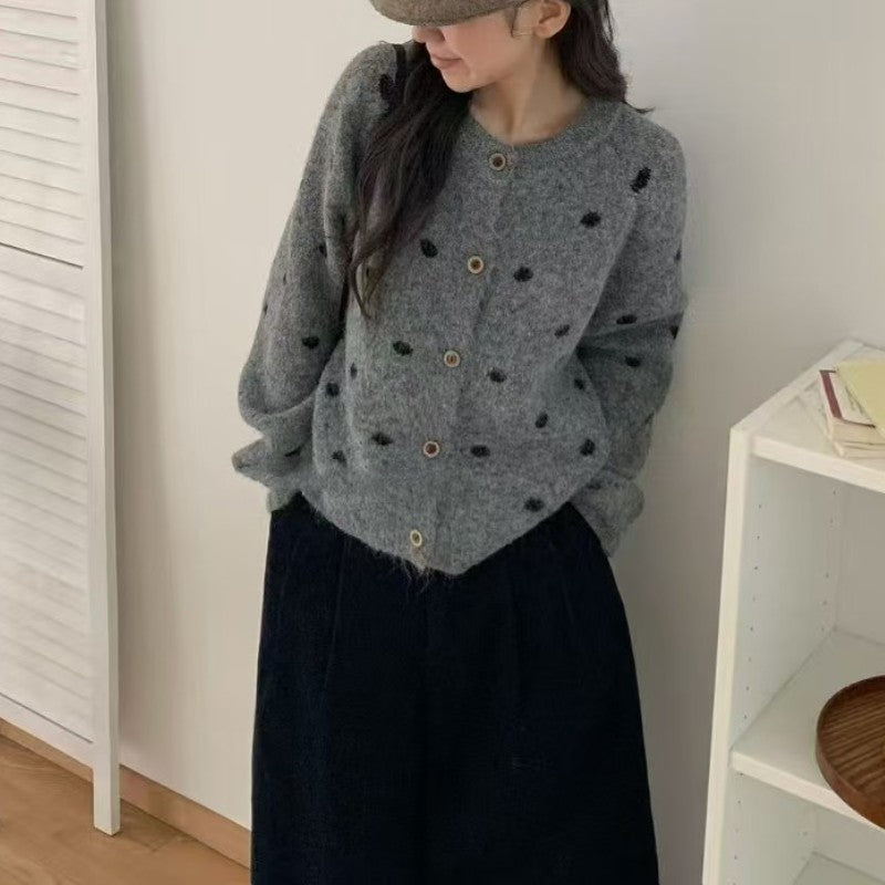 Pull en tricot confortable pour femmes avec motif à pois Chic & Stil
