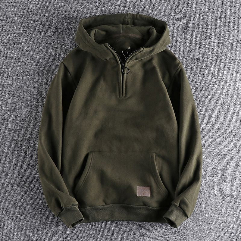 Men's hoodie with short zipper and practical kangaroo pocket Lune London