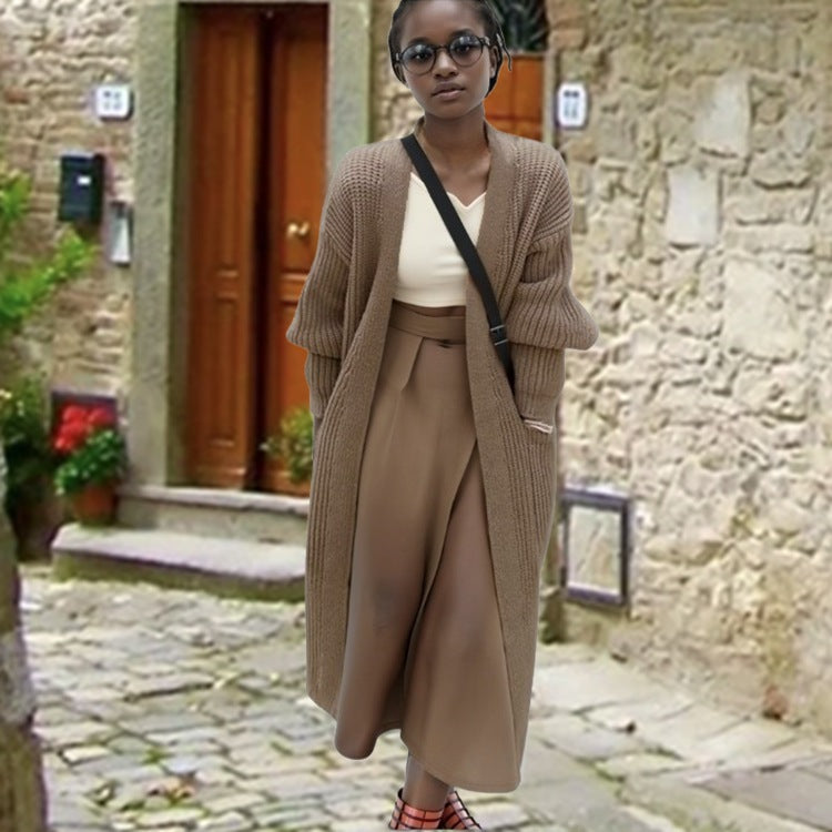 Ladies long knit cardigan with relaxed fit and side pockets Lune Londonl