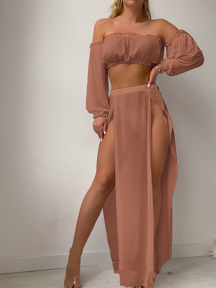 Ladies Elegant Beach Dress with Off-Shoulder Design and Chic Deep Side Slits