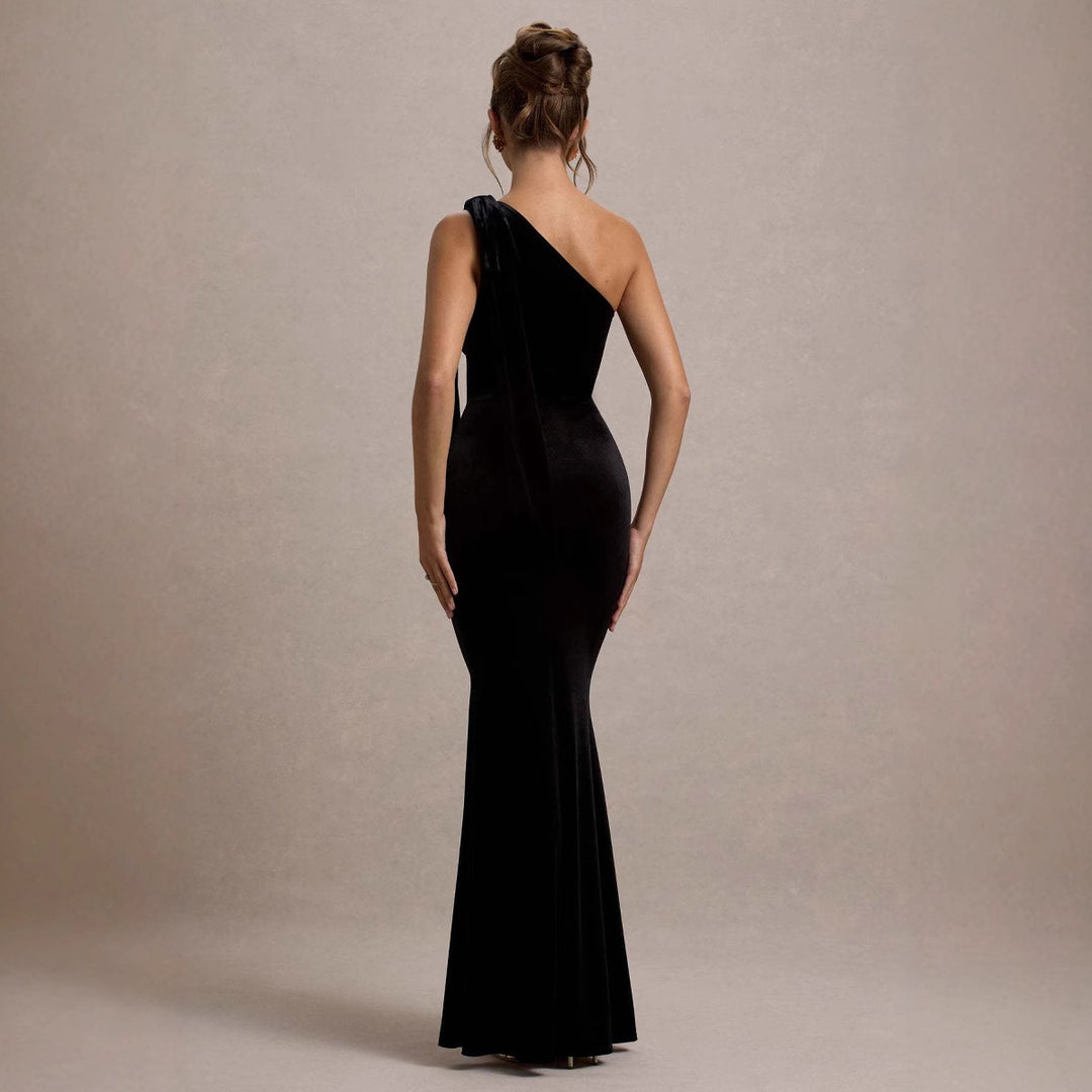 Elegant Maxi Dress for Women with Off-Shoulder Design and Chic Slim Silhouette & Style