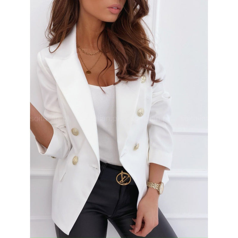 Blazer pour femme avec des détails de bouton de haute qualité et une coupe élégante Chic & Stil