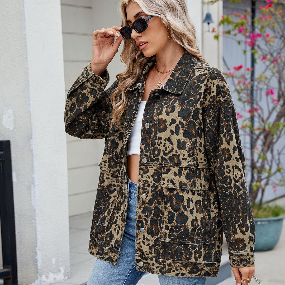 Oversized denim jacket for women with a modern leopard design and a casual fit Lune London