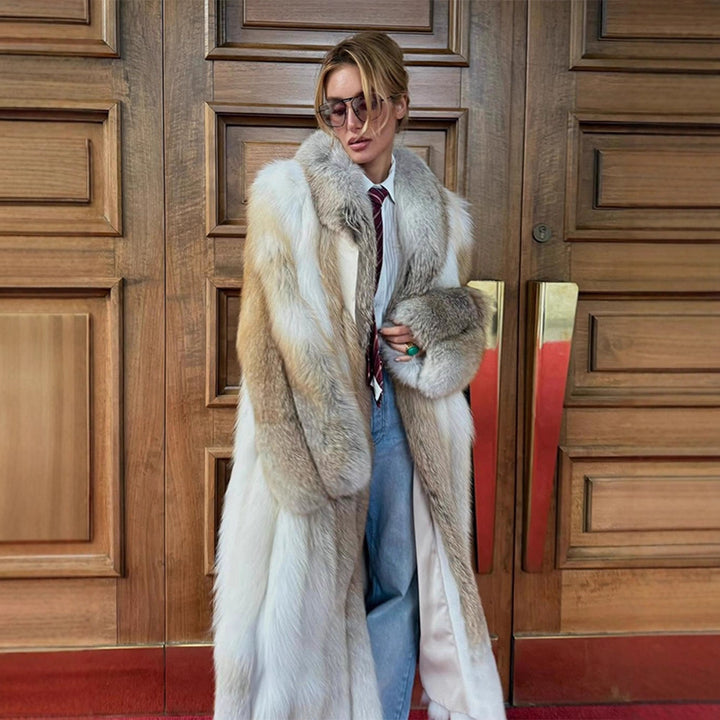 Elegant long coat for women in faux fur Lune London