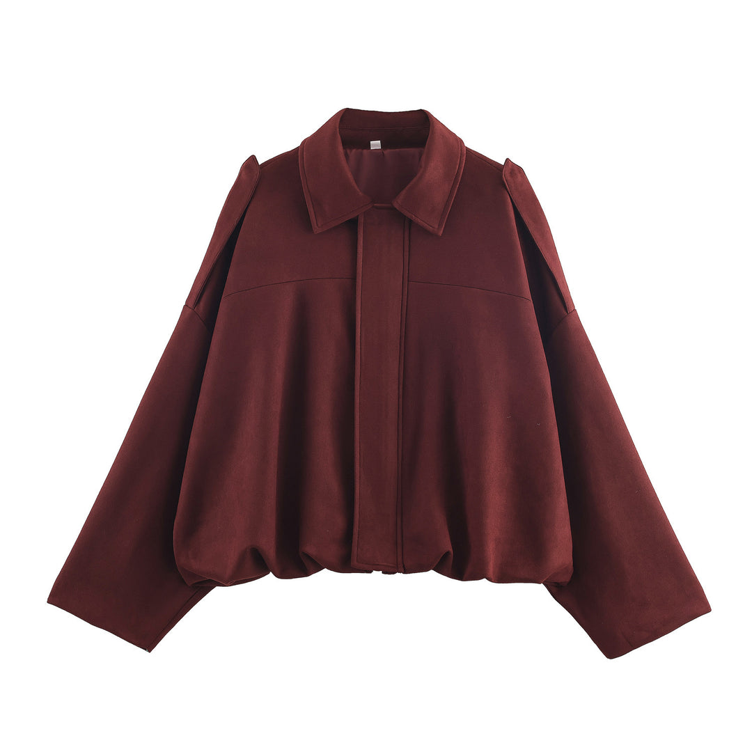 Oversized elegant jacket for women with refined details and a chic collar