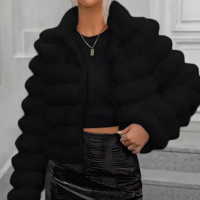 Trendy plush jacket for women with voluminous puff sleeves Lune London