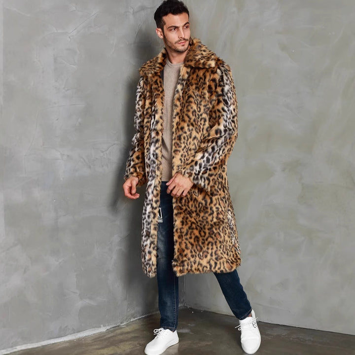 Men's elegant leopard fur coat with voluminous collar Lune London