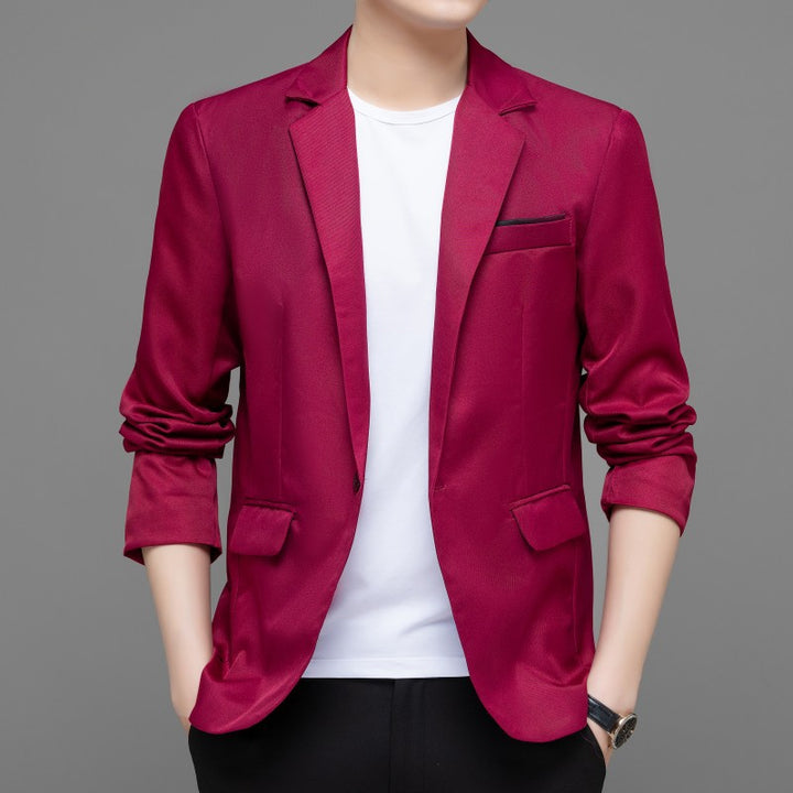 Modern blazer for men with an elegant cut and practical pockets Lune London