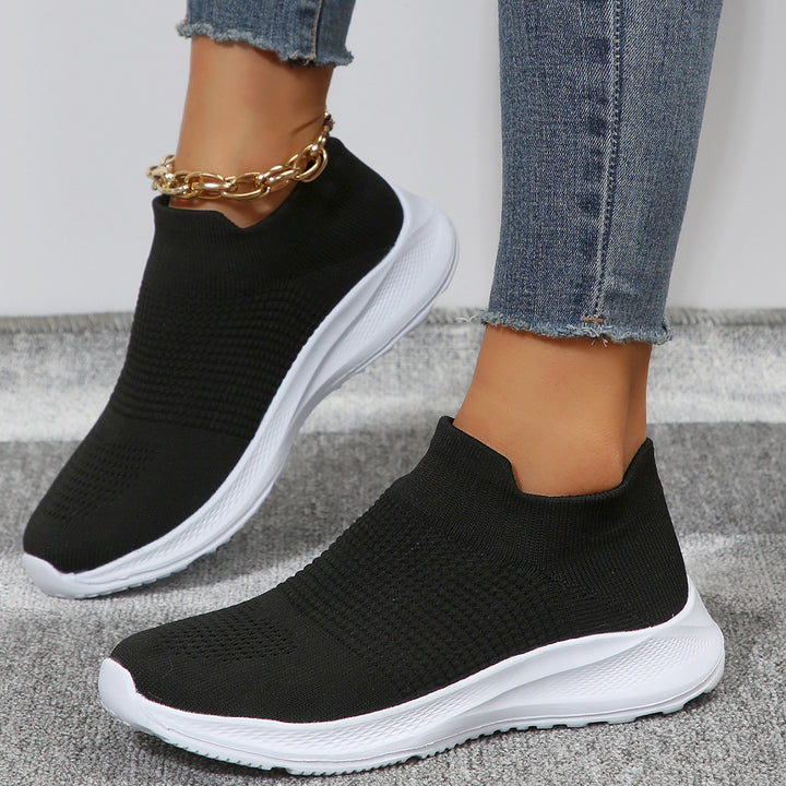 Breathable Slip-On sneakers for women with flexible knit upper Lune London