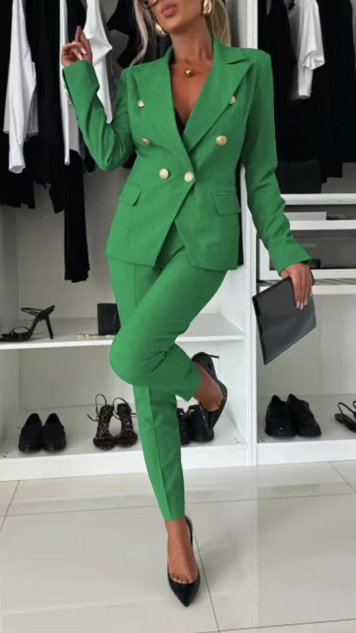 Ensemble de costume élégant pour femmes avec patte à double bouton et coupe ajustée Chic & Stil