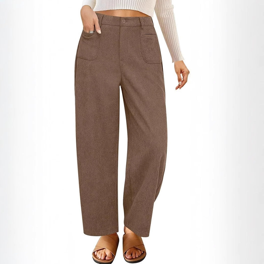 Leisure trousers for women cut generously with practical pockets Lune London