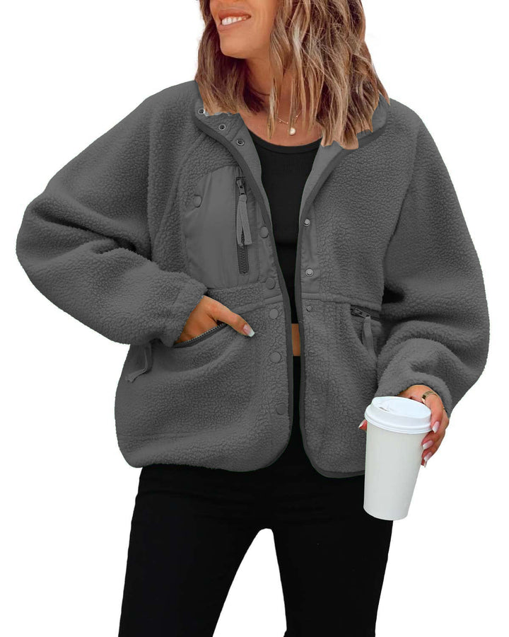 Ladies cozy fleece jacket with practical pockets Lune London