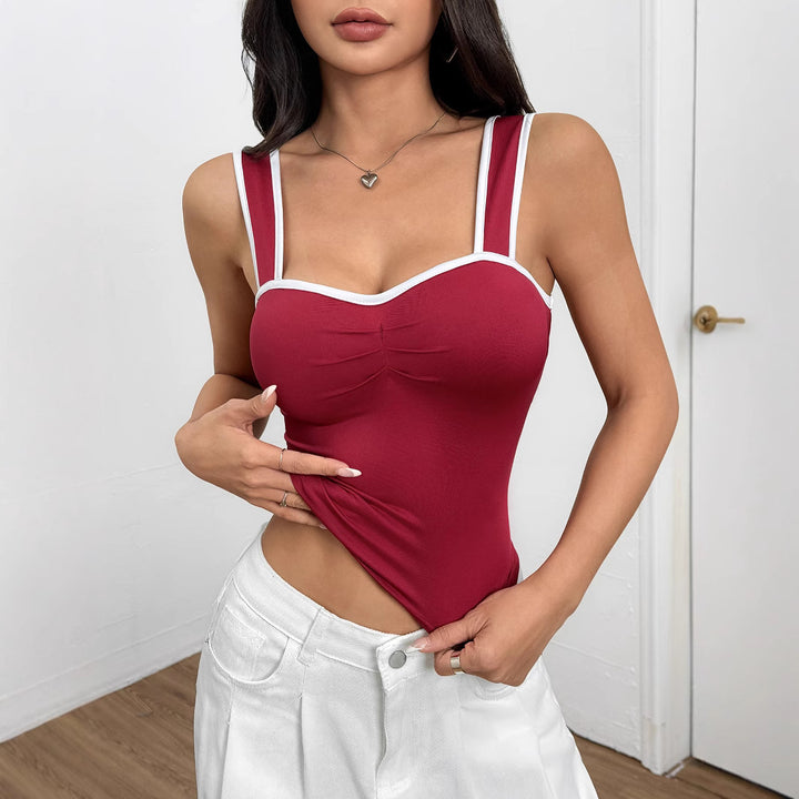 Haut ajusté pour femmes avec des détails de bretelles raffinés Chic & Stil