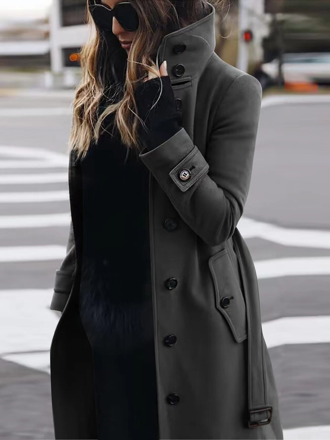 Elegant and fitted coat for women Lune London