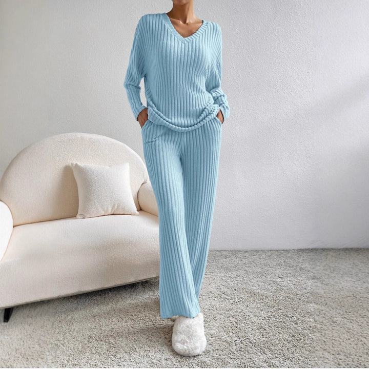 Lune London comfortable striped lounge set for women