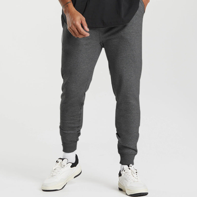 Comfortable jogging pants for men with elastic waist and side pockets Lune London