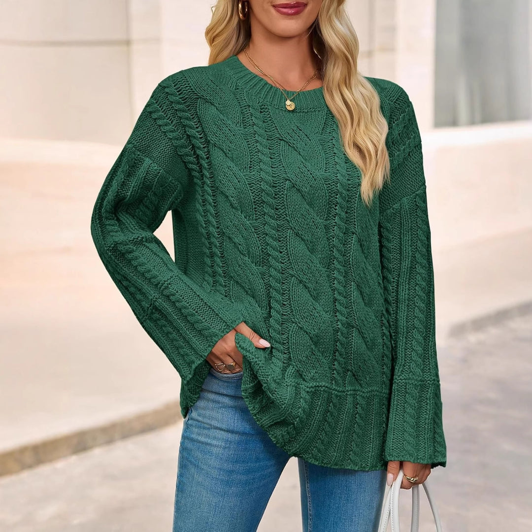 Oversized knitted sweater for women with twisted pattern Lune London