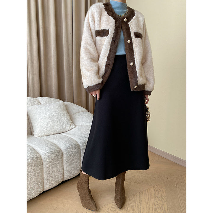 Women Cozy Boucle Jacket with Decorative Button Placket Chic & Stil