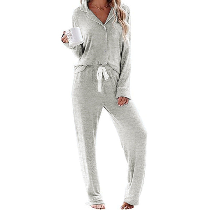 Women's pajama set made of soft, breathable material Lune London