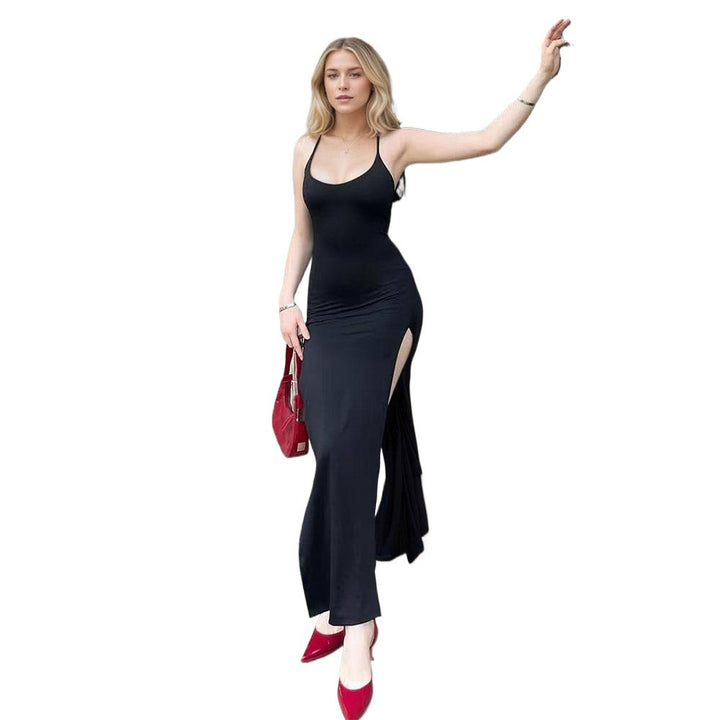 Robe maxi femme avec une fente profonde et des bretelles spaghetti séduisantes Chic & Stil