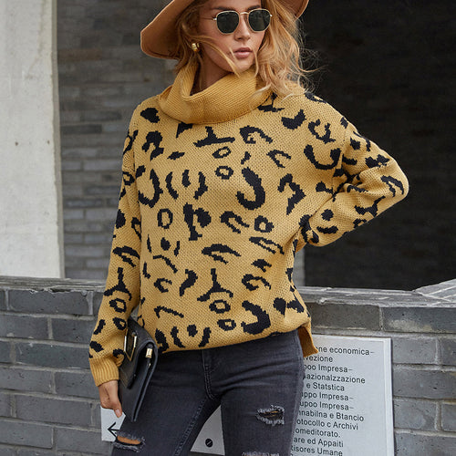 Ladies oversized comfortable sweater with a trendy leopard pattern Lune London